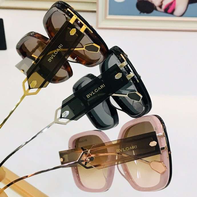 Picture of Bvlgari Sunglasses _SKUfw49883433fw